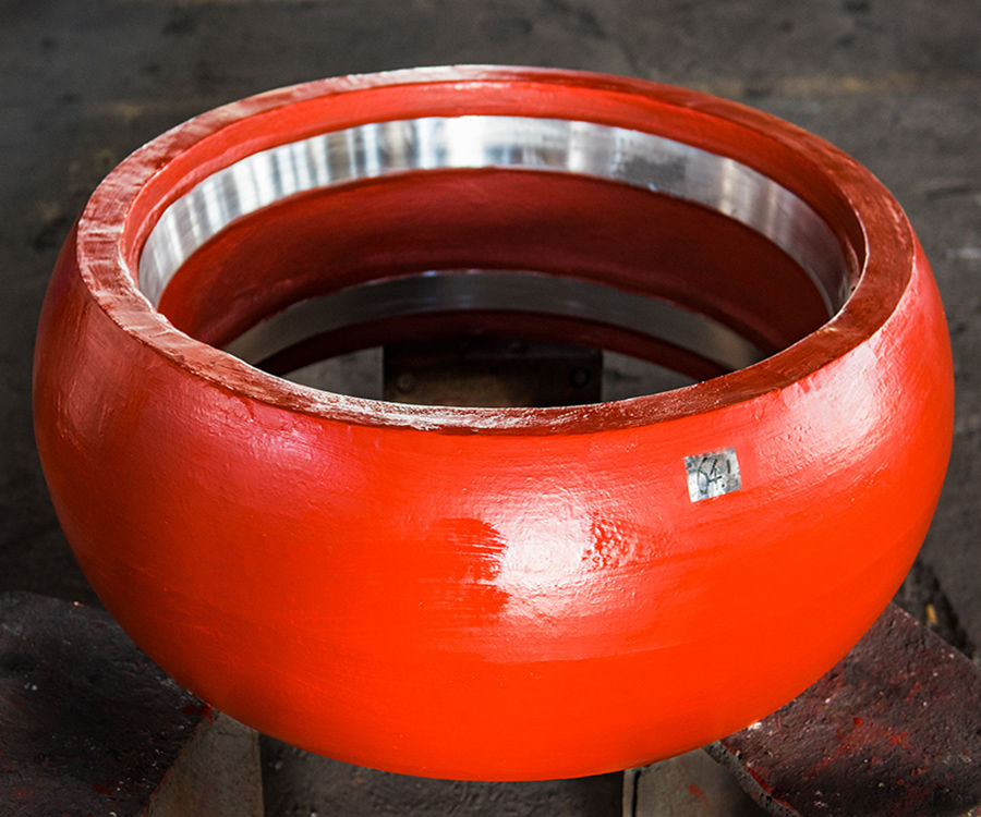 優(yōu)質(zhì)的高鉻輥套、襯板可以有效的提高工作效率